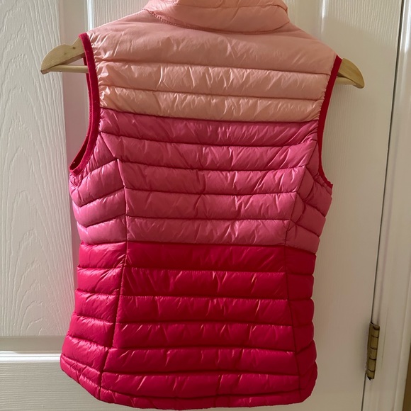 Kids pink puffer vest - Picture 2 of 3